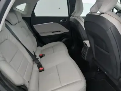 Photo 14 Renault Captur E-Tech Plug-in 160 Initiale Paris