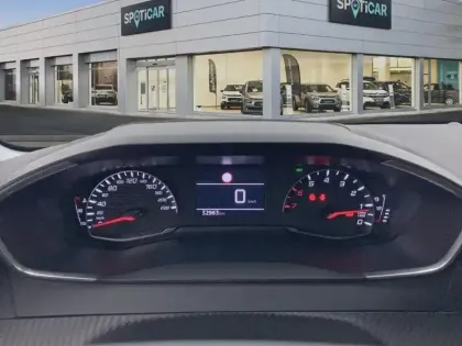 Photo 20 Peugeot 208  PureTech 75 S&S BVM5 Style