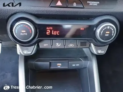 Photo 12 Kia Stonic  1.0 T-GDi 120 ch MHEV DCT7 GT Line