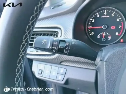 Photo 16 Kia Stonic  1.0 T-GDi 120 ch MHEV DCT7 GT Line