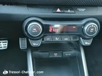 Photo 21 Kia Stonic  1.0 T-GDi 120 ch MHEV DCT7 GT Line