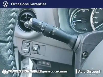 Photo 16 Toyota Yaris  Hybride 100h France