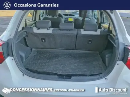 Photo 7 Toyota Yaris  Hybride 100h France