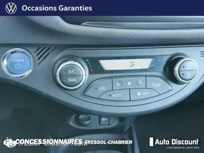 Photo 21 Toyota Yaris  Hybride 100h France