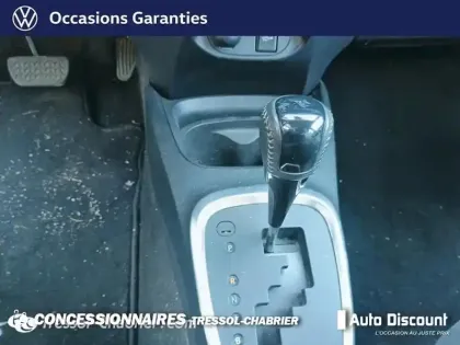 Photo 23 Toyota Yaris  Hybride 100h France