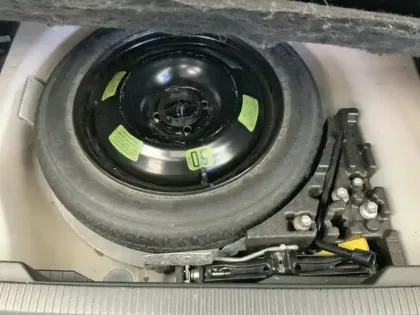 Photo 26 Peugeot 2008  PureTech 130 S&S EAT8 GT