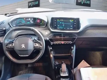 Photo 8 Peugeot 2008  Electrique 136 ch Active