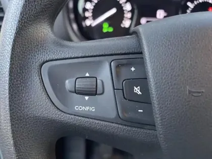 Photo 18 Fiat Scudo  FOURGON 2.0 MULTIJET 145 STANDARD PRO LOUNGE