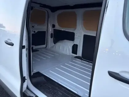 Photo 22 Fiat Scudo  FOURGON 2.0 MULTIJET 145 STANDARD PRO LOUNGE