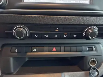 Photo 21 Fiat Scudo  FOURGON 2.0 MULTIJET 145 STANDARD PRO LOUNGE