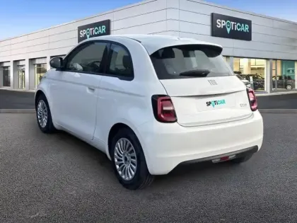 Photo 29 Fiat 500  e 95 ch Icône