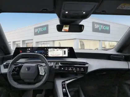 Photo 9 Peugeot 5008  Hybrid 136 e-DCS6 Allure