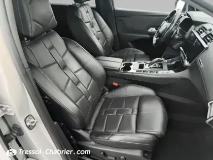 Photo 8 DS DS 7 DS7 Crossback BlueHDi 180 EAT8 Louvre