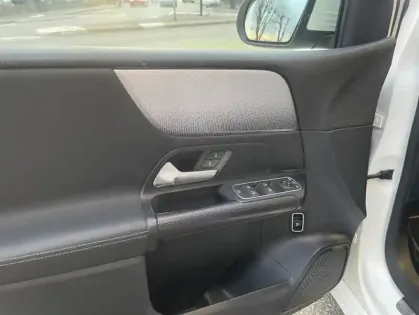 Photo 8 Mercedes Classe B STYLE LINE EDITION