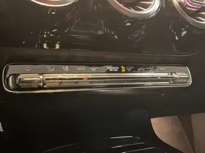 Photo 14 Mercedes Classe A 180 d Progressive Line