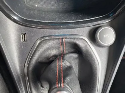 Photo 17 Ford Puma 1.0 Flexifuel 125ch S&amp;S mHEV ST-Line Design 2