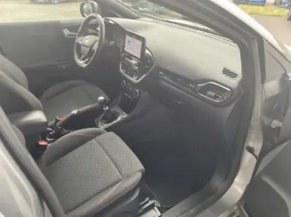 Photo 22 Ford Puma 1.0 Flexifuel 125ch S&amp;S mHEV ST-Line Design 2