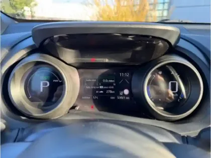 Photo 12 Toyota Yaris Hybride 1.5 116H Design MY22