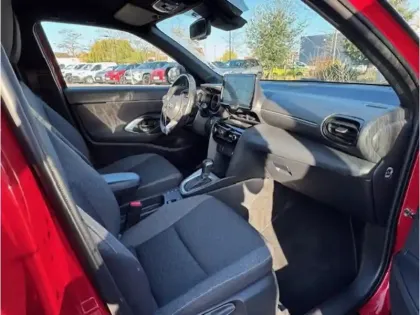 Photo 16 Toyota Yaris Hybride 1.5 116H Design MY22