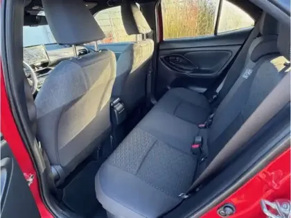 Photo 9 Toyota Yaris Hybride 1.5 116H Design MY22