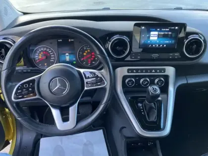 Photo 14 Mercedes Classe T 180 d PROGRESSIVE Standard