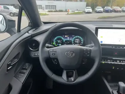 Photo 10 Toyota C-HR HYBRIDE RECHARGEABLE 225 DESIGN PACK CONFORT