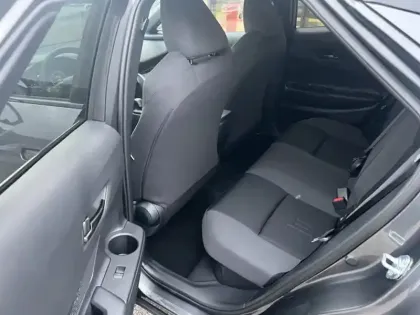 Photo 11 Toyota C-HR HYBRIDE RECHARGEABLE 225 DESIGN PACK CONFORT