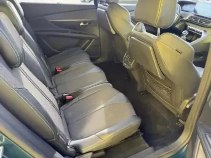 Photo 15 Peugeot 5008 1.5 Blue Hdi 130 Allure Pack Full leds GPS Caméra