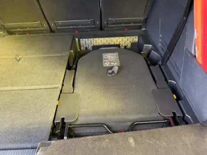 Photo 11 Peugeot 5008 1.5 Blue Hdi 130 Allure Pack Full leds GPS Caméra