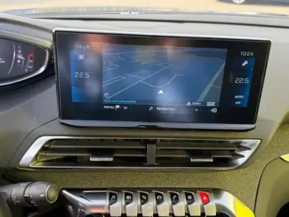 Photo 25 Peugeot 5008 1.5 Blue Hdi 130 Allure Pack Full leds GPS Caméra