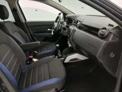 Photo 13 Dacia Duster Blue dCi 115 4x2 15 ans