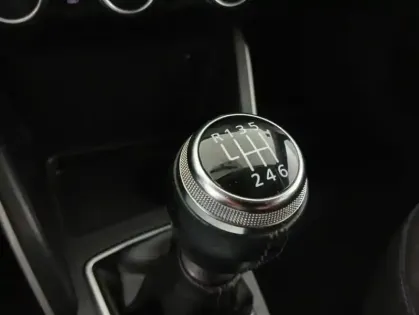 Photo 23 Dacia Duster Blue dCi 115 4x2 15 ans