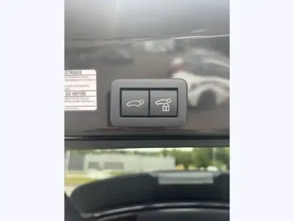 Photo 18 Toyota Yaris Hybride 1.5 HYBRID 130H TRAIL TECH AUTO