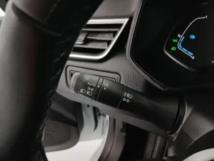 Photo 25 Renault Clio V E-Tech 140 - 21N Business