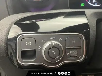 Photo 15 Mercedes Classe A 250 e Hybrid EQ AMG Line