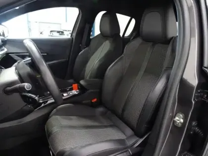 Photo 6 Peugeot 208  1.2 PureTech 100ch S&S GT 118g