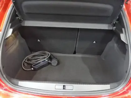 Photo 12 Peugeot 208  e- 136ch Style