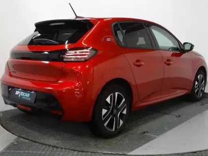 Photo 5 Peugeot 208  e- 136ch Style