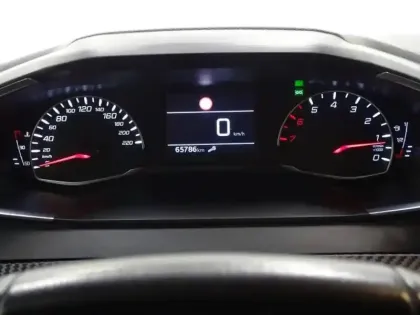 Photo 14 Peugeot 208  1.2 PureTech 75ch S&S Style