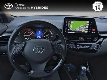 Photo 8 Toyota C-HR  122h Graphic 2WD E-CVT