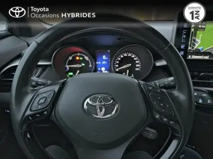 Photo 12 Toyota C-HR  122h Graphic 2WD E-CVT