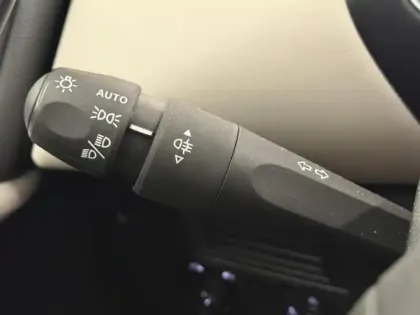 Photo 13 DS DS 3  1.2 PureTech 130ch Esprit Voyage Automatique