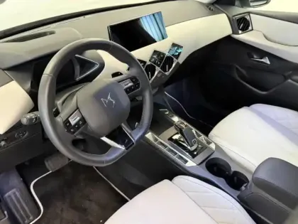 Photo 9 DS DS 3  1.2 PureTech 130ch Esprit Voyage Automatique