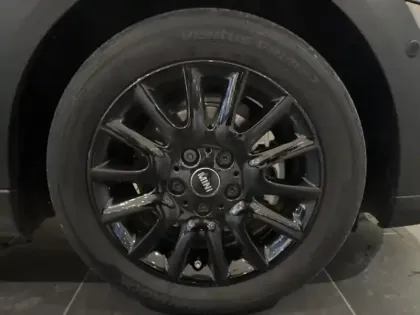 Photo 7 Mini Mini  5 Portes Cooper 136ch Edition Premium Plus BVA7