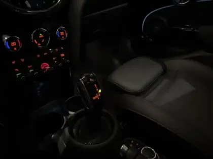 Photo 11 Mini Mini  5 Portes Cooper 136ch Edition Premium Plus BVA7