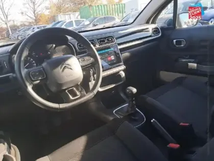 Photo 14 Citroën C3  1.2 PureTech 110ch S/S Shine 124g GPS Camera Carplay