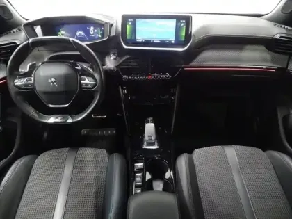 Photo 9 Peugeot 2008  1.5 BlueHDi 130ch S&S GT Line EAT8 7cv