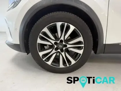 Photo 10 Renault Captur  1.3 TCe 130ch FAP Initiale Paris EDC