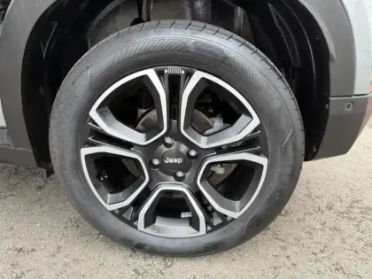 Photo 12 Jeep Avenger  Electrique 156ch 115kW 1st Edition