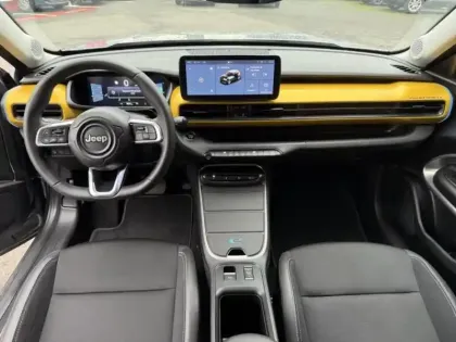 Photo 6 Jeep Avenger  Electrique 156ch 115kW 1st Edition